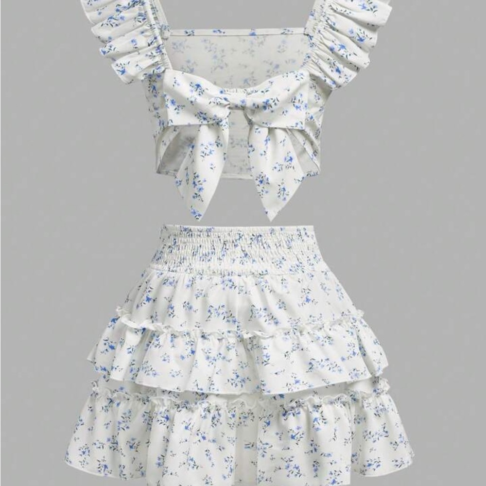 Girls skirt set